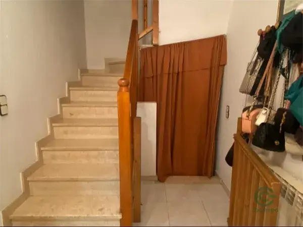 Casa Unifamiliar en Cardedeu 180m2 4 Habitaciones Jardin Garaje