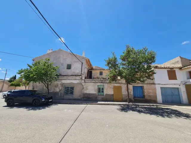 Casa de Campo con Bodega Historica en Pinoso