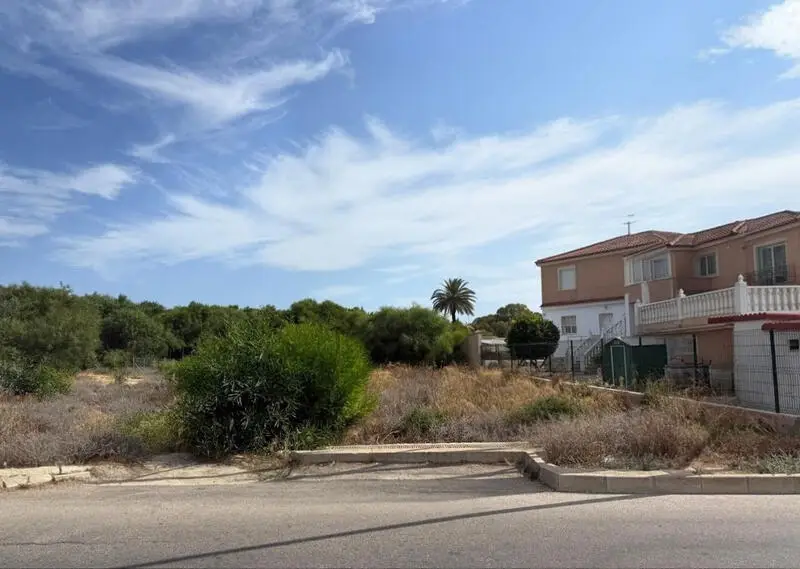 Terrenos en venta
Torrevieja, Alicante