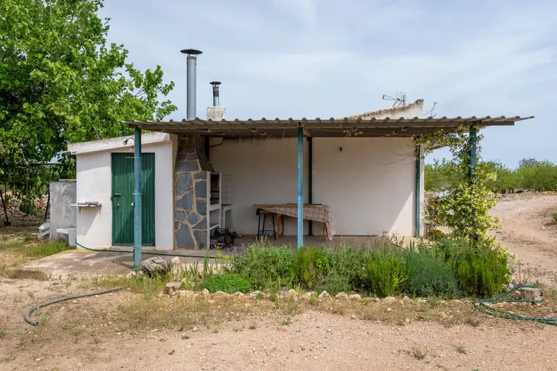 Finca Rustica con Casa en Tortosa