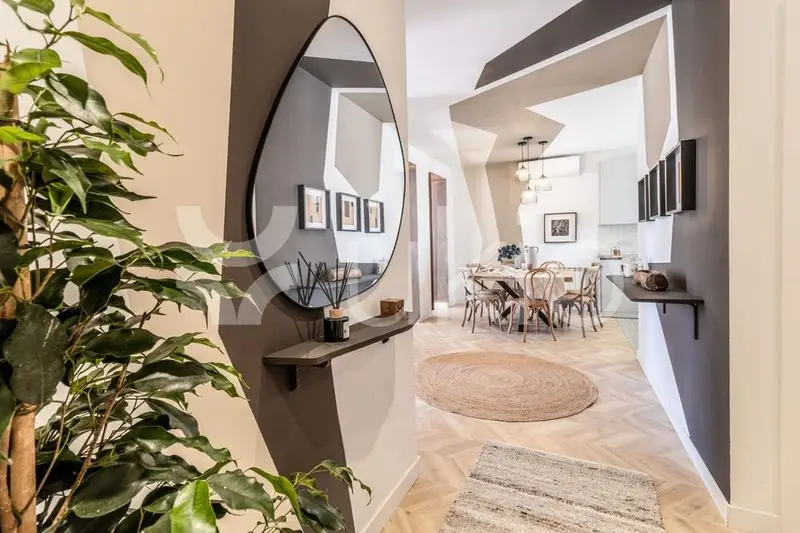 Apartamento 4 Dormitorios Malasaña Alquiler Mensual Amueblado