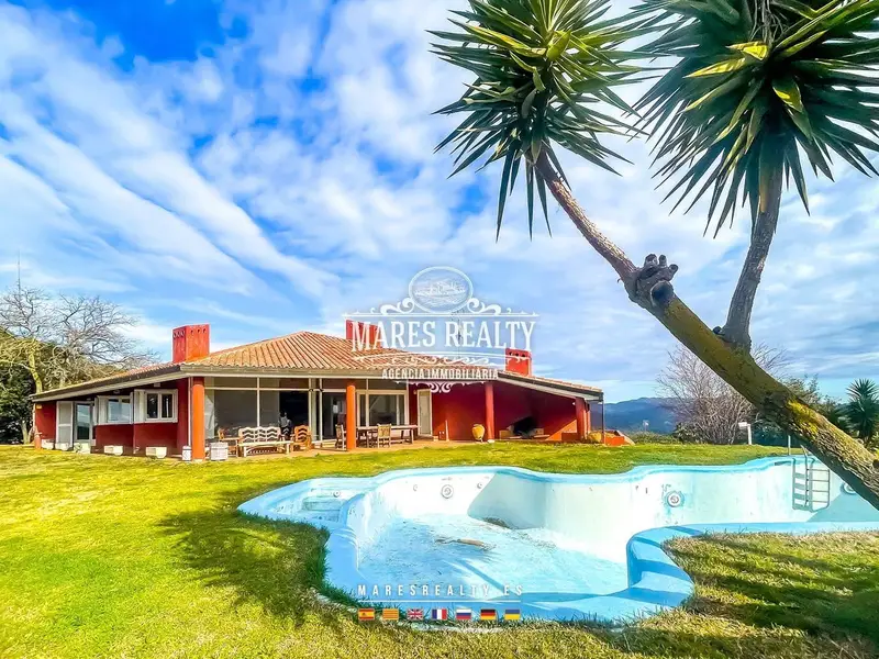 Chalet en Venta en Mataró Barcelona con Vistas al Mar
