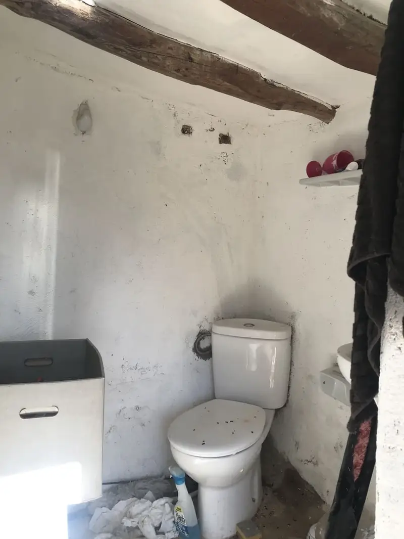 Finca Rustica con Casa de 2 Dormitorios en Tarragona