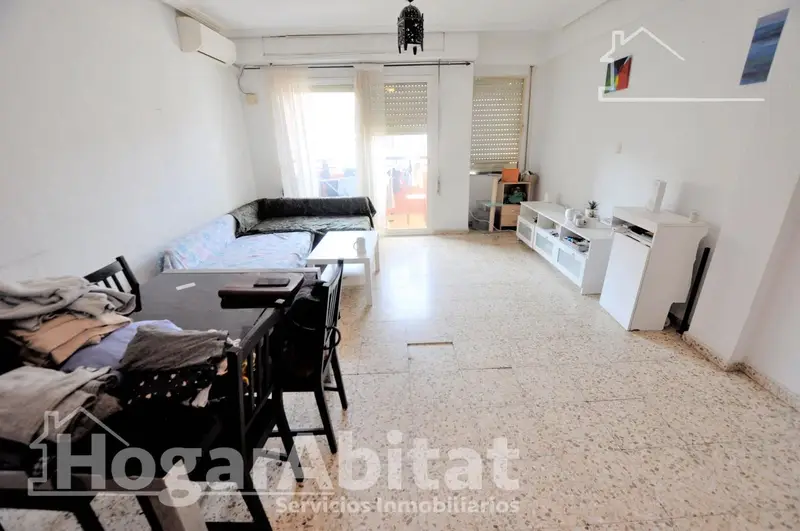 Piso en venta Xirivella amplio exterior balcon trastero centro