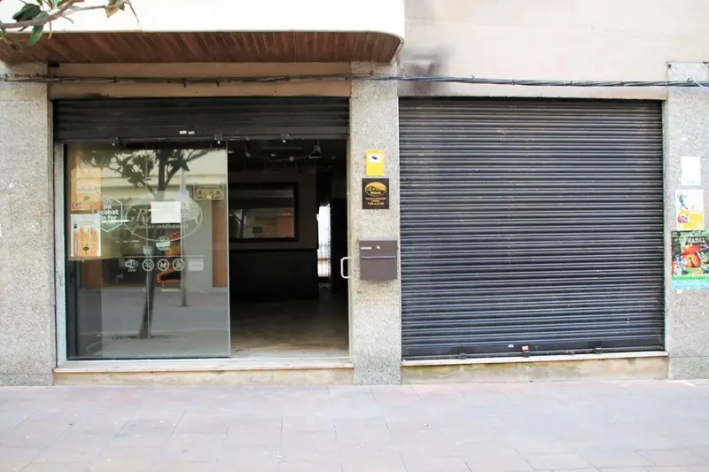 Venta Local Comercial con Patio en Sant Pere de Ribes