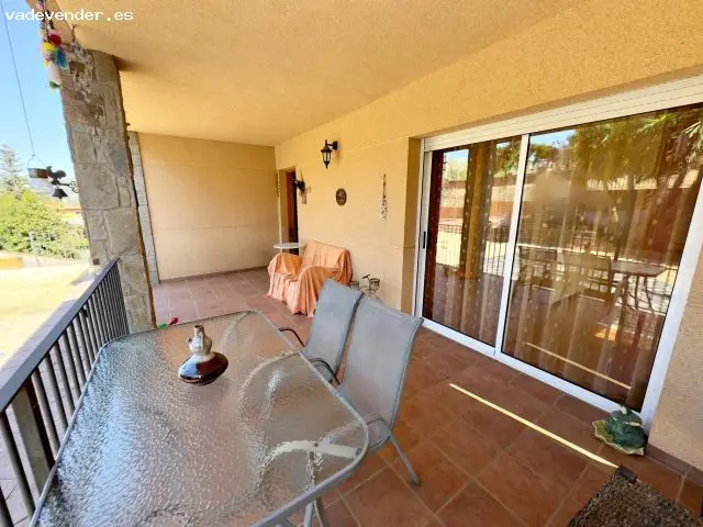Casa en Venta Vallirana Cerca Barcelona Amplia Parcela 3 Plantas