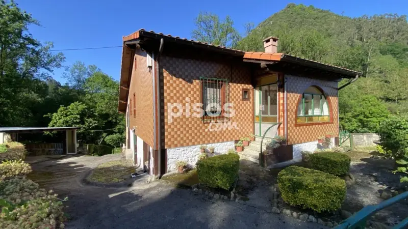 Casa en venta en Calle Bº Aés