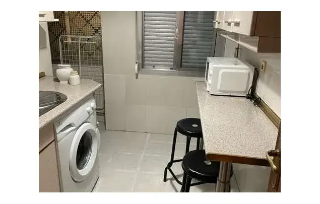 Alquiler habitaci
65m
Legan
