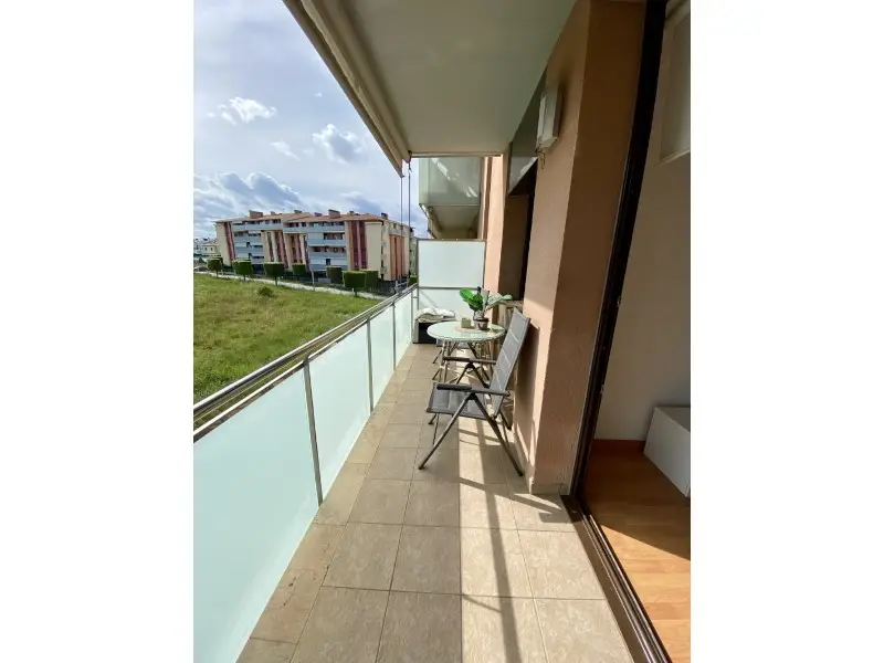 Venta Piso con Garaje en Sils - 3 Dormitorios - Cerca del Tren