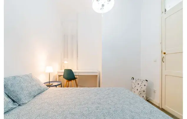 Habitaci
ón 160m
² Valencia Alquiler 4-12 Meses