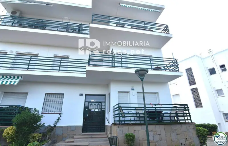 Apartamento en venta en Roses Girona cerca de la playa