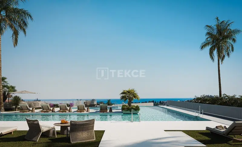 Apartamentos en Venta Mijas Costa Piscina Spa Club Social