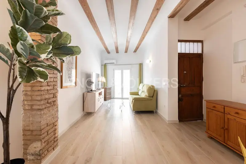 Apartamento Reformado en Monteolivete Valencia Cerca Ruzafa