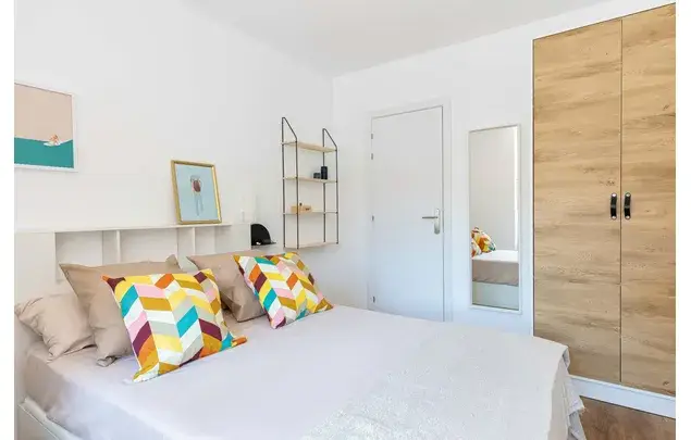 Habitacion 61m2 Barcelona