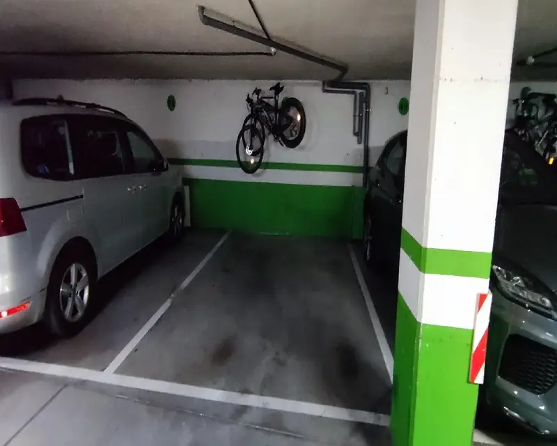 Garaje en venta en Madrid San Romualdo