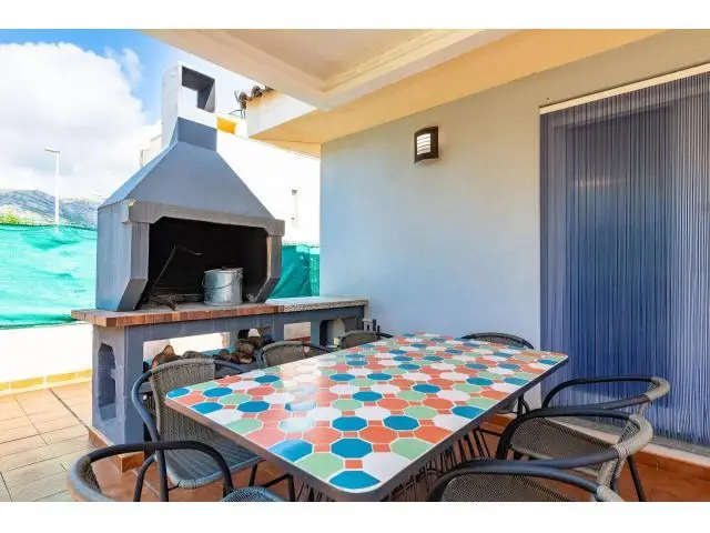 Villa en Venta en Oropesa del Mar Cerca de la Playa