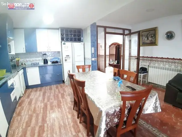 Casa Reformada 4 Dormitorios 2 Baños Garaje Terraza Junto Avda Pablo Iglesias