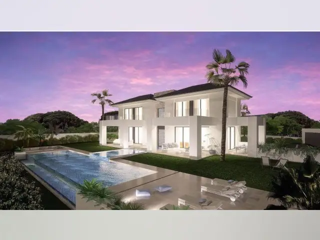 Villa de Lujo 5 Dormitorios La Quinta Marbella
