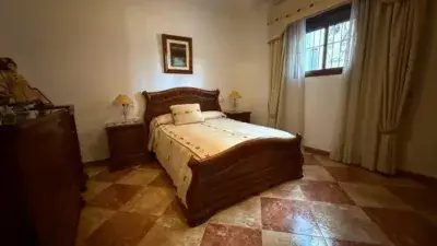 Casa en Venta en J Bernabé Planta Baja 2 Dormitorios Cochera