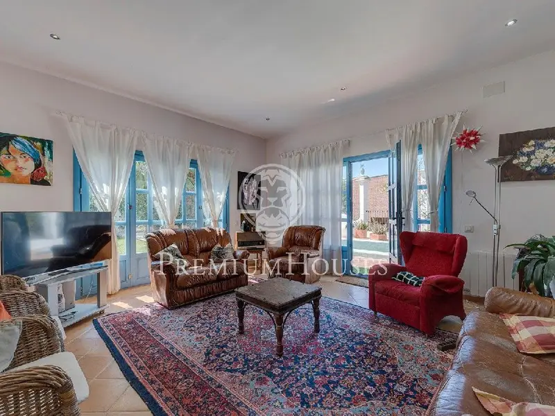 Venta Casa con piscina en Can Suria Olivella