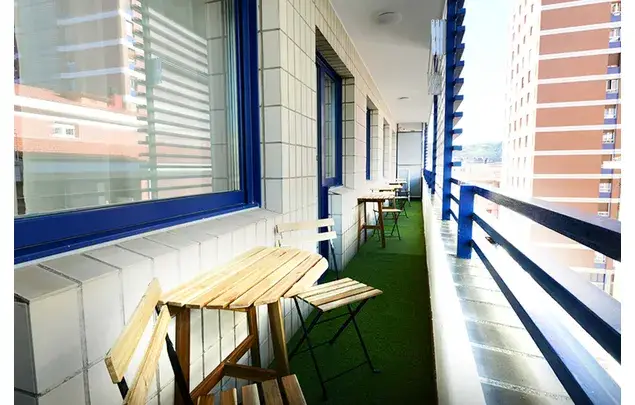 Habitaci
ón 110m
² Bilbao Estancia Media Larga
