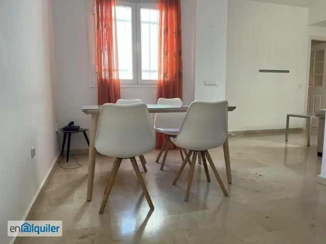 Piso en Alquiler Nervion Puerta Carmona Santa Justa 90m2