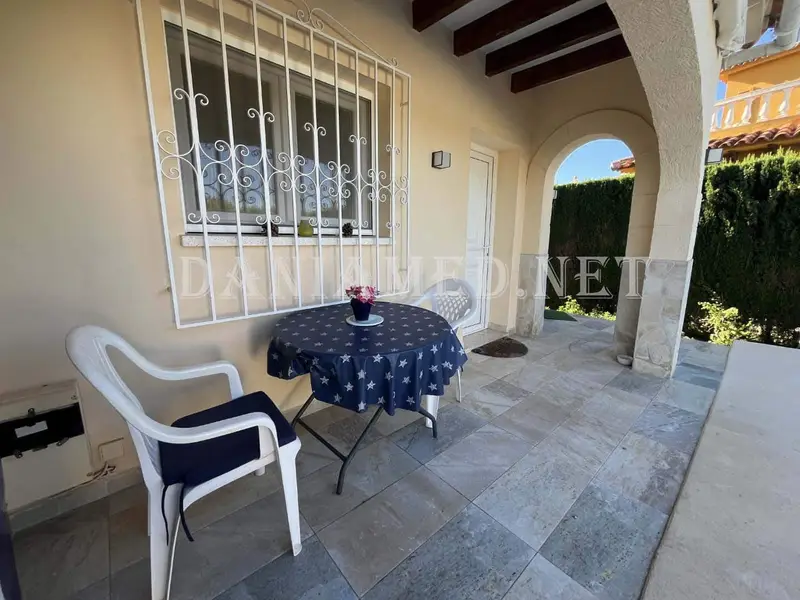 Chalet en Oliva Nova Golf con Piscina - Ideal Alquiler Vacacional