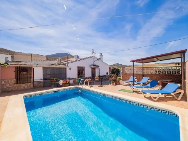 Casa Rural Ardales Piscina Privada 6 Personas Caminito del Rey