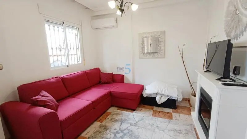 Adosado en Villamartin con Terrazas, Aire Acondicionado y Solarium