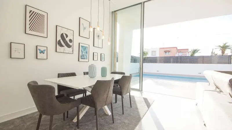 Villa Moderna 3 Dormitorios Los Balcones Torrevieja