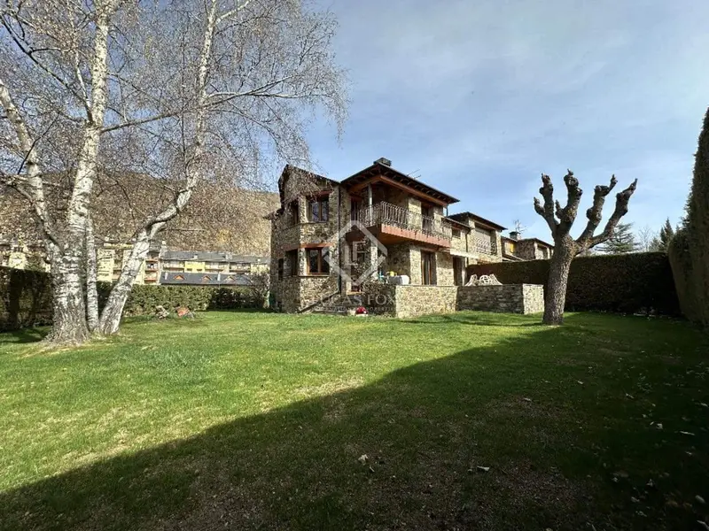 Chalet en venta en Llivia Girona