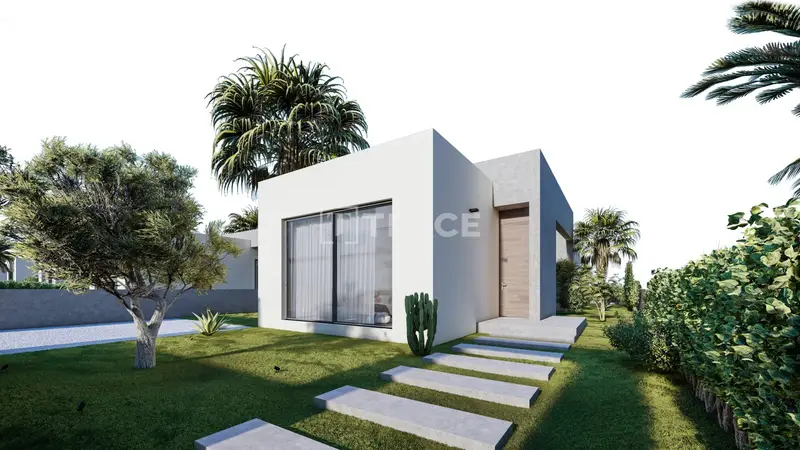 Chalets de Lujo en Murcia: Villas con Piscina Privada y Campo de Golf