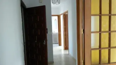 Piso en venta en Avenida de Cáceres, cerca de Calle Isabel de la Católica