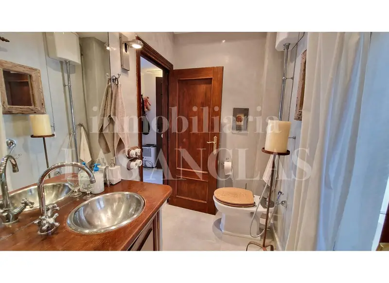 Atico en venta en Ibiza Dalt Vila con azotea y vistas