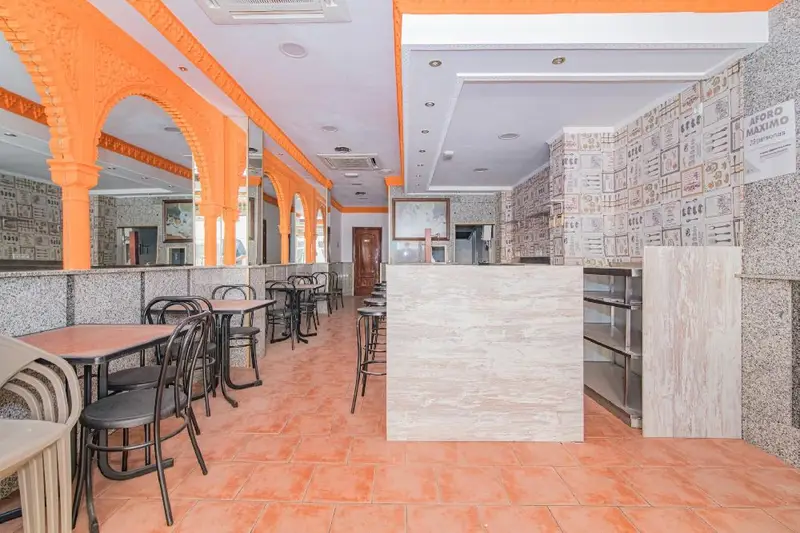 Venta Local Comercial Amueblado Granada