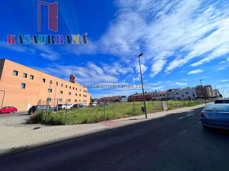 Parcela en Valdemoro para 14 Chalets Exclusivos