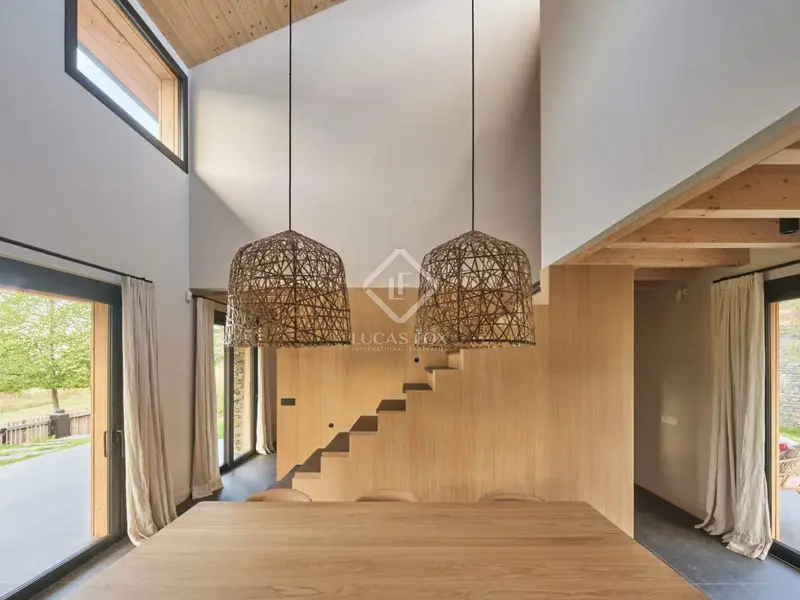 Chalet Pasiva Moderna en Das Girona 4 Dormitorios 3 Baños