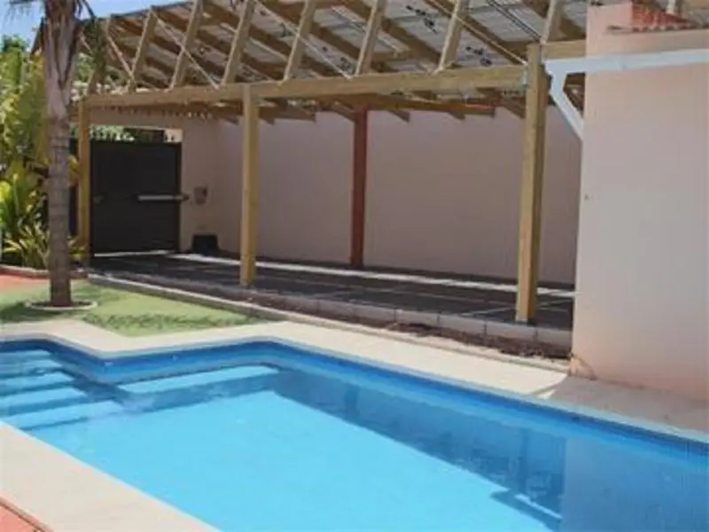 Casa-Villa de 6 Dormitorios en venta Torremolinos, España