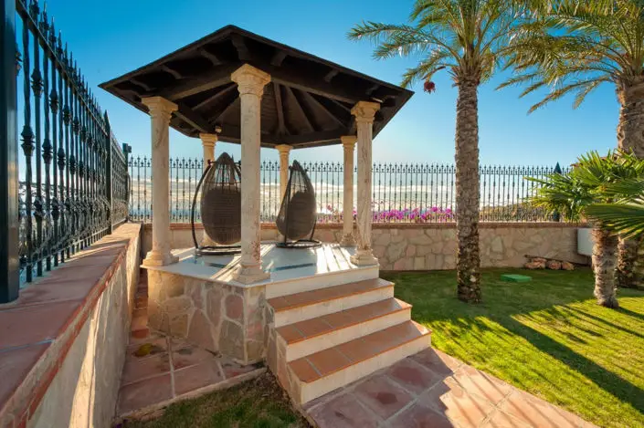Villa de Lujo 7 Dormitorios Cala de Mijas Vistas al Mar