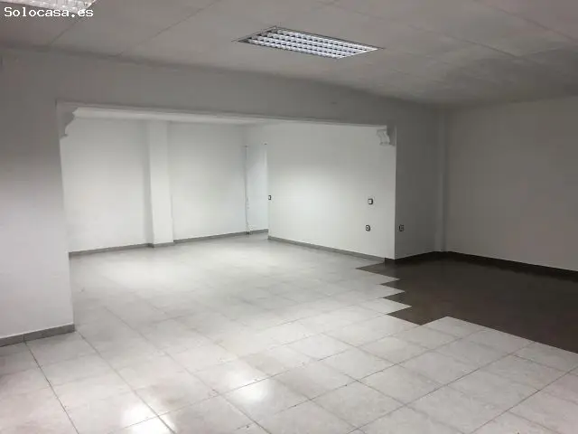 Local Comercial en Alquiler 399m²