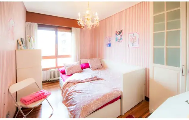 Habitaci	ón 90m	² Bilbao Estancia Media Larga