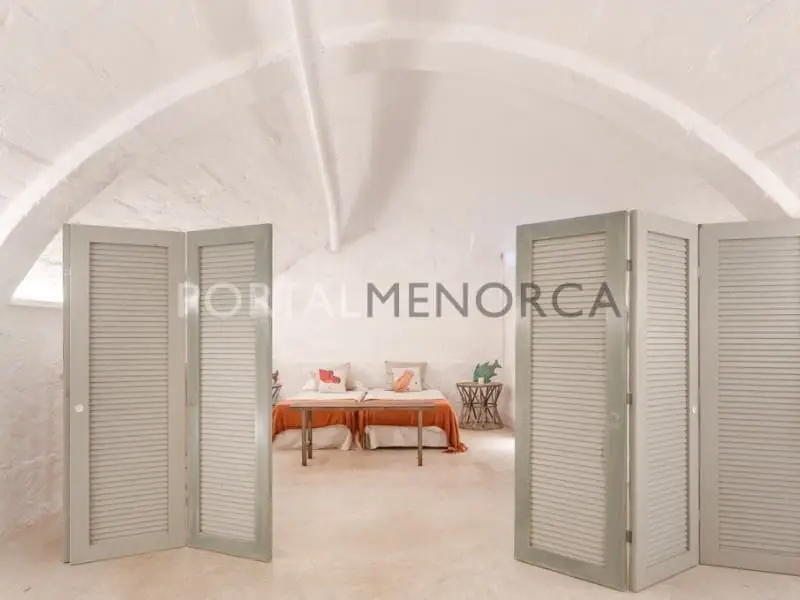 Casa en planta baja en Mahón con patio y sótano