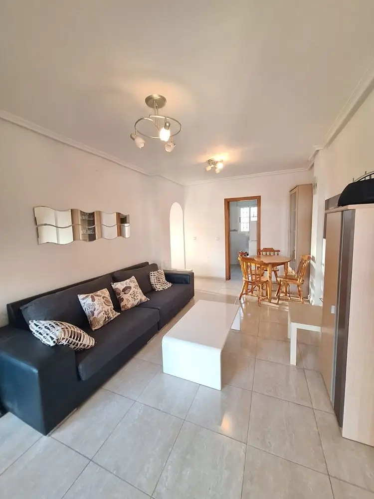 Ref.7619 Second-Floor Bungalow with 2 Bedrooms, Solarium, and Communal Pool
