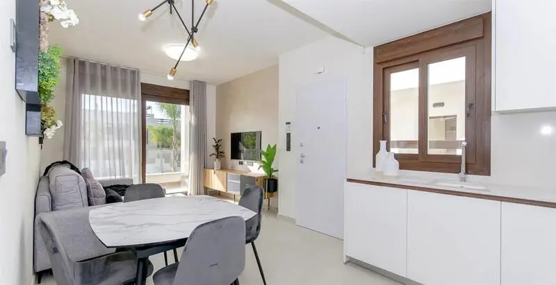 Atico en venta en Torrevieja 3 dormitorios 2 baños