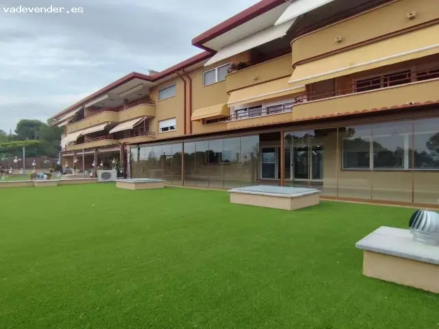 Casa en Altorreal con Piscina, Terraza y Sótano