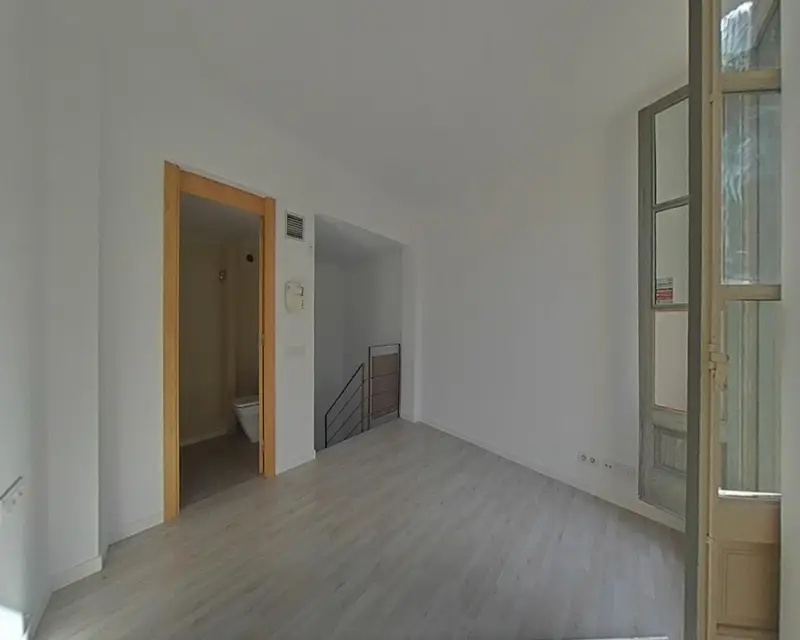 Piso en venta en Sabadell 55m2 Calle Tetuán