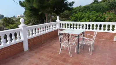 Finca Rústica en Venta Matagallares con Piscina y Vistas al Mar