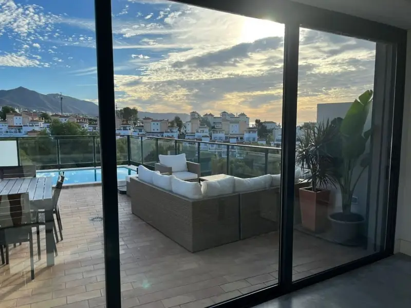 Chalet en alquiler en Burriana, Nerja, Málaga