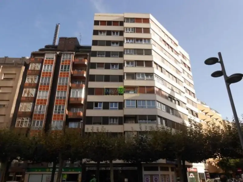 venta Piso en Distrito 6, León (21671275445.106900)- Globaliza