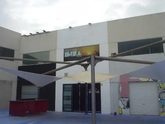 Local 222m2 Amposta Terraza Porche
